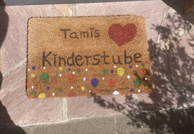 Über das Geschenk habe ich mich sehr gefreut.