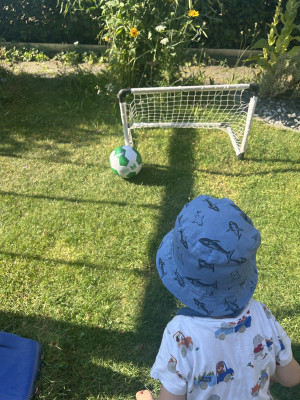 Fußball spielen